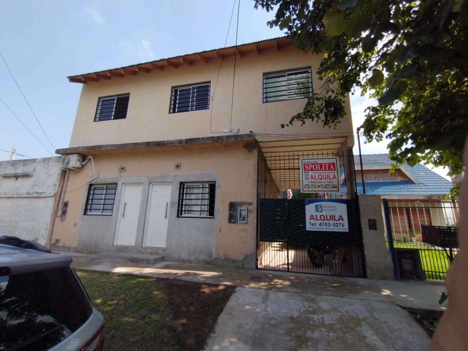 EXCELENTE PH PLANTA ALTA A ESTRENAR CON ENTREPISO, HABITACIÓN, COCINA COMEDOR Y BAÑO COMPLETO CON DUCHA. - 5