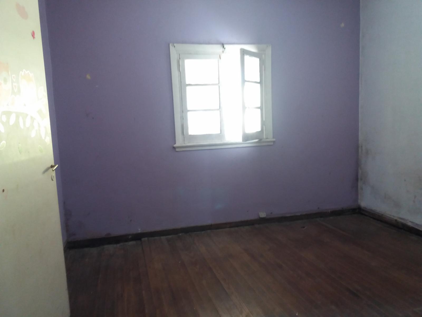 EXCELENTE CASA EN LOTE PROPIO, BUENA UBICACIÓN A METROS DE CENTRO COMERCIAL JOSÉ LEÓN SUÁREZ, CON GALPÓN Y QUINCHO CON PARRILLA, LOTE DE 8,66 mts x 45 mts — foto 11