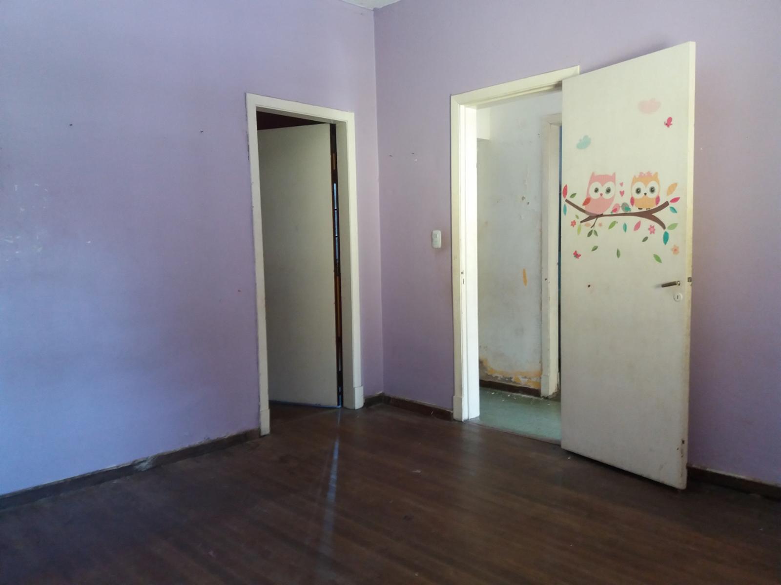 EXCELENTE CASA EN LOTE PROPIO, BUENA UBICACIÓN A METROS DE CENTRO COMERCIAL JOSÉ LEÓN SUÁREZ, CON GALPÓN Y QUINCHO CON PARRILLA, LOTE DE 8,66 mts x 45 mts — foto 12