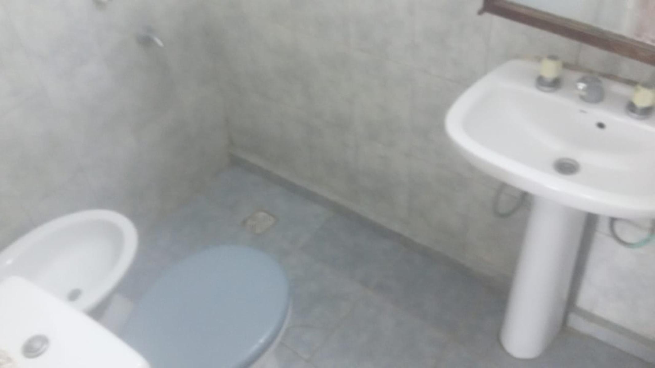 PH PLANTA BAJA FRENTE CON COCINA COMEDOR, AGUA CALIENTE POR TERMOTANQUE, BAÑO CON DUCHA Y BIDET Y 1 HABITACIÓN. - 7