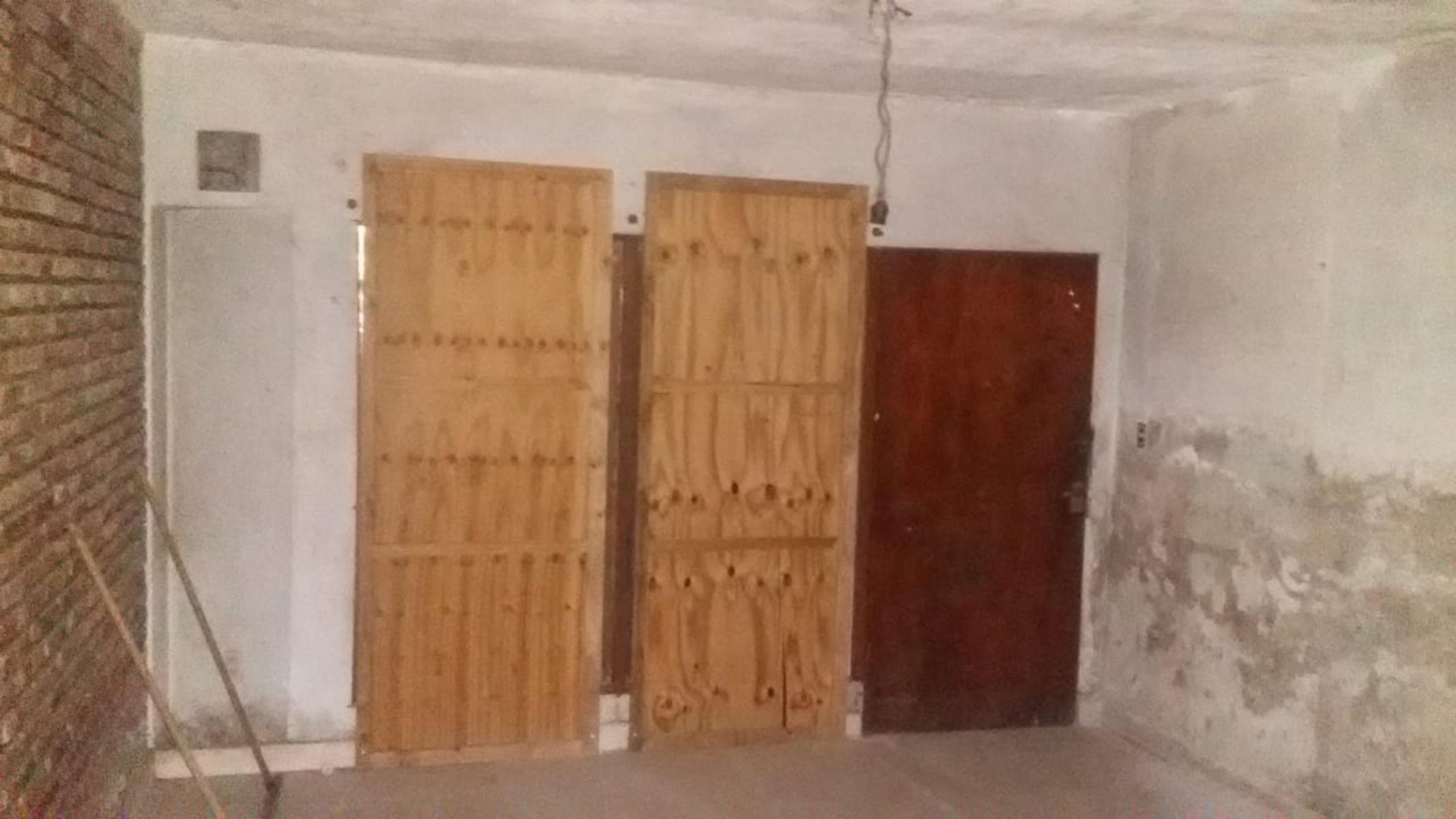 Propiedad en lote propio ubicado en el barrio parque sur horeis próximo Av. marquez — foto 10