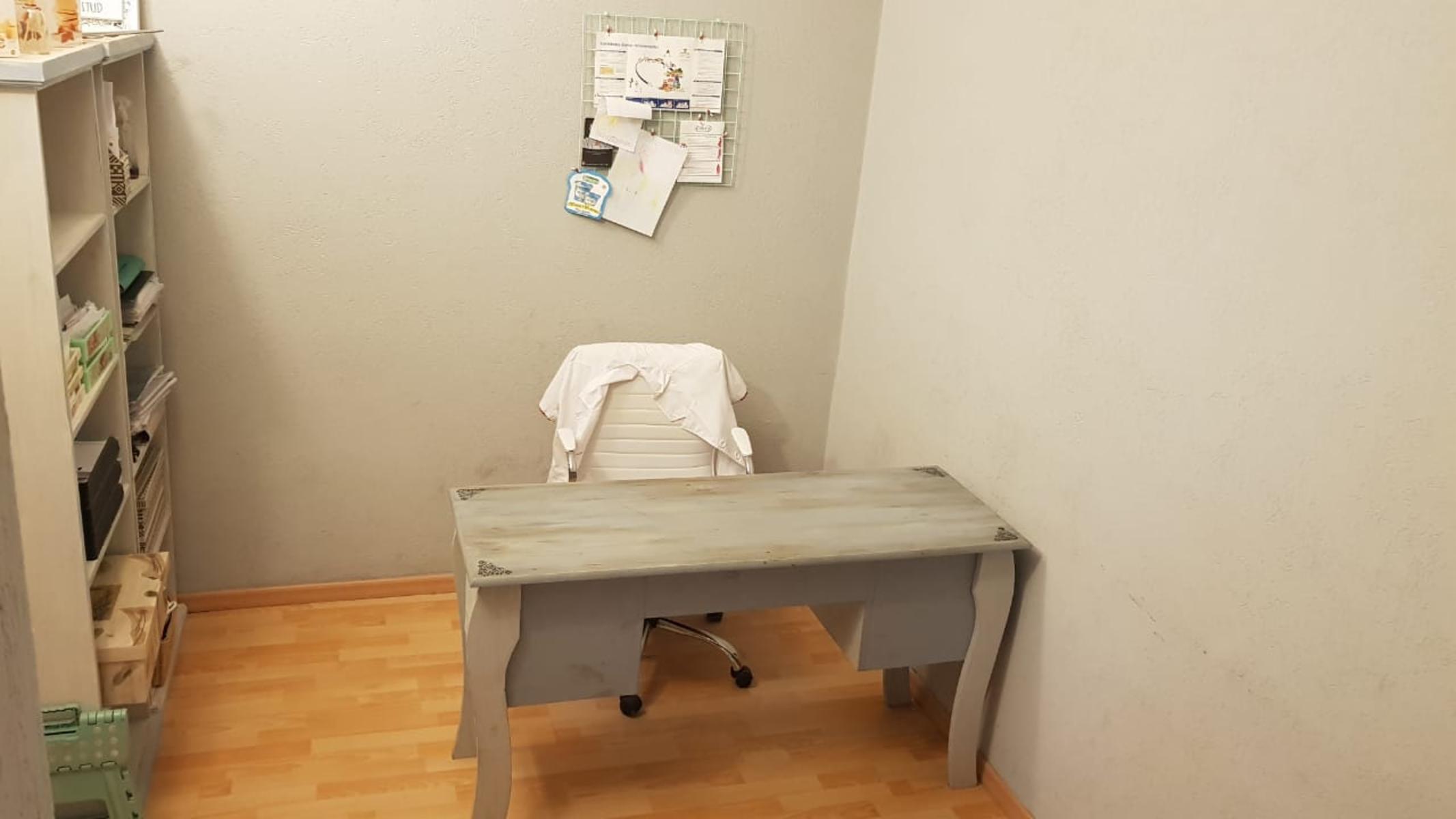 EXCELENTES CONSULTORIOS EN LOTE DE 8,8 x 30 mts. - 8