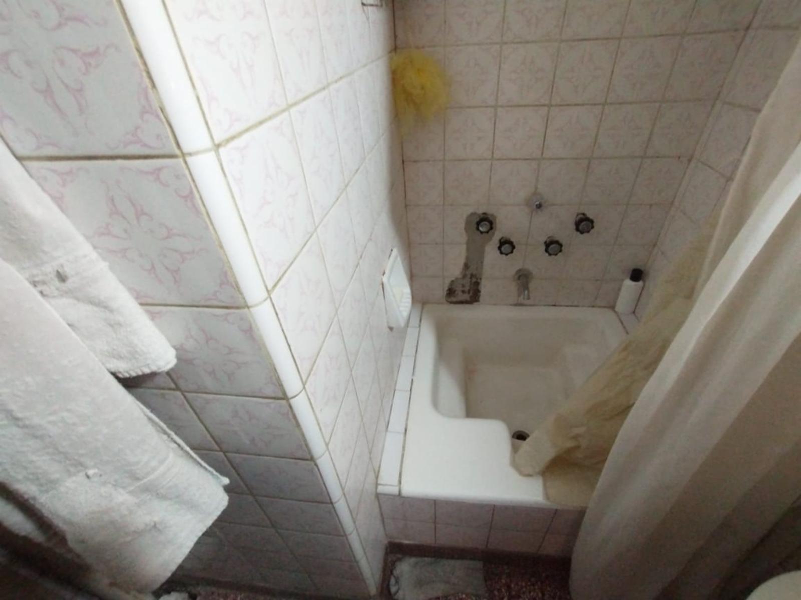 EXCELENTE PH FONDO EN 2 PLANTAS, 3 HABITACIONES, 2 BAÑOS, BALCÓN Y LAVADERO CUBIERTO. TERRAZA ACCESIBLE. — foto 14