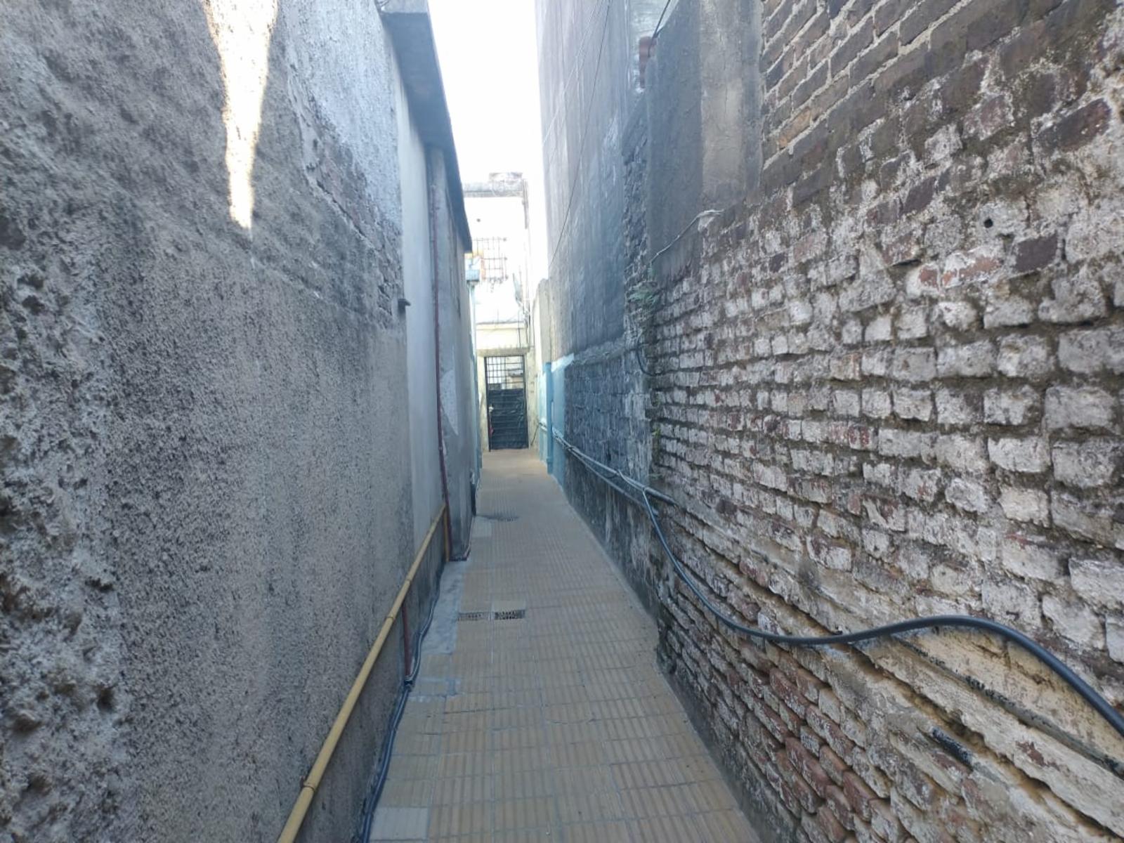 PH FONDO CON 2 DORMITORIOS (1 CON AIRE ACONDICIONADO), PATIO Y LAVADERO CUBIERTO. - 2