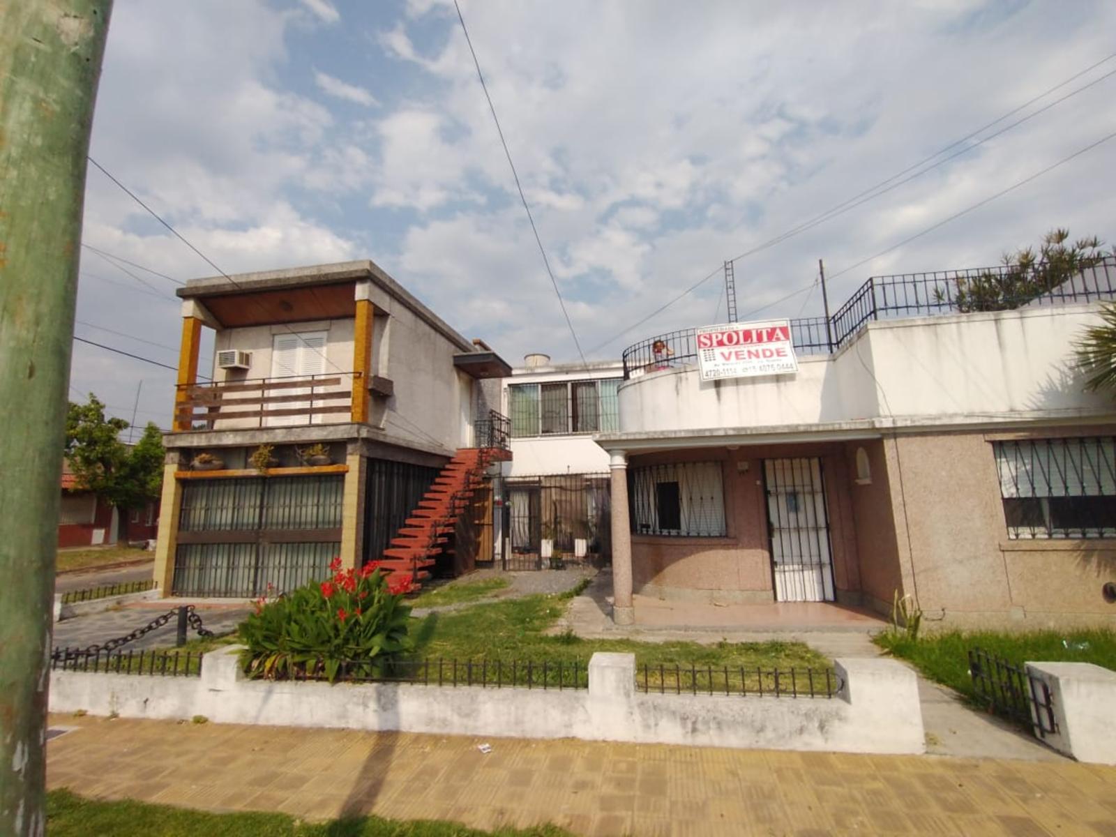 EXCELENTE PH EN PLANTA ALTA CON 2 HABITACIONES, HALL RECIBIDOR, BAÑO COMPLETO, LIVING, COCINA COMEDOR, AMPLIO PATIO TERRAZA. — foto 15