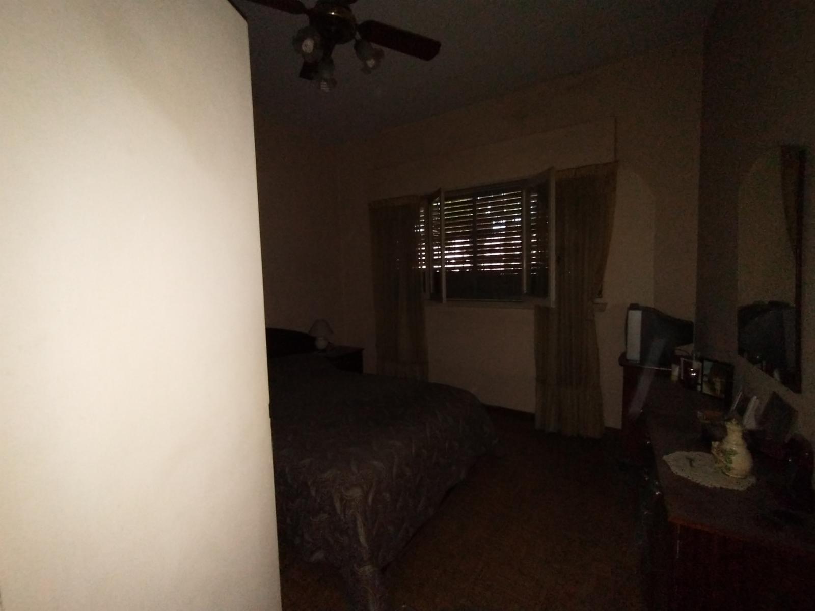 EXCELENTE PH EN ESQUINA CON 2 DORMITORIOS, LIVING, COCINA COMEDOR, BAÑO COMPLETO Y PATIO. — foto 12