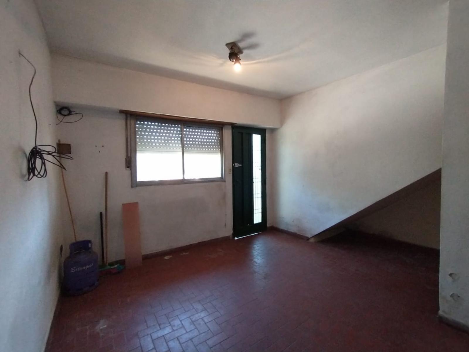 MONOAMBIENTE EN BUENA ZONA RESIDENCIAL. - 2