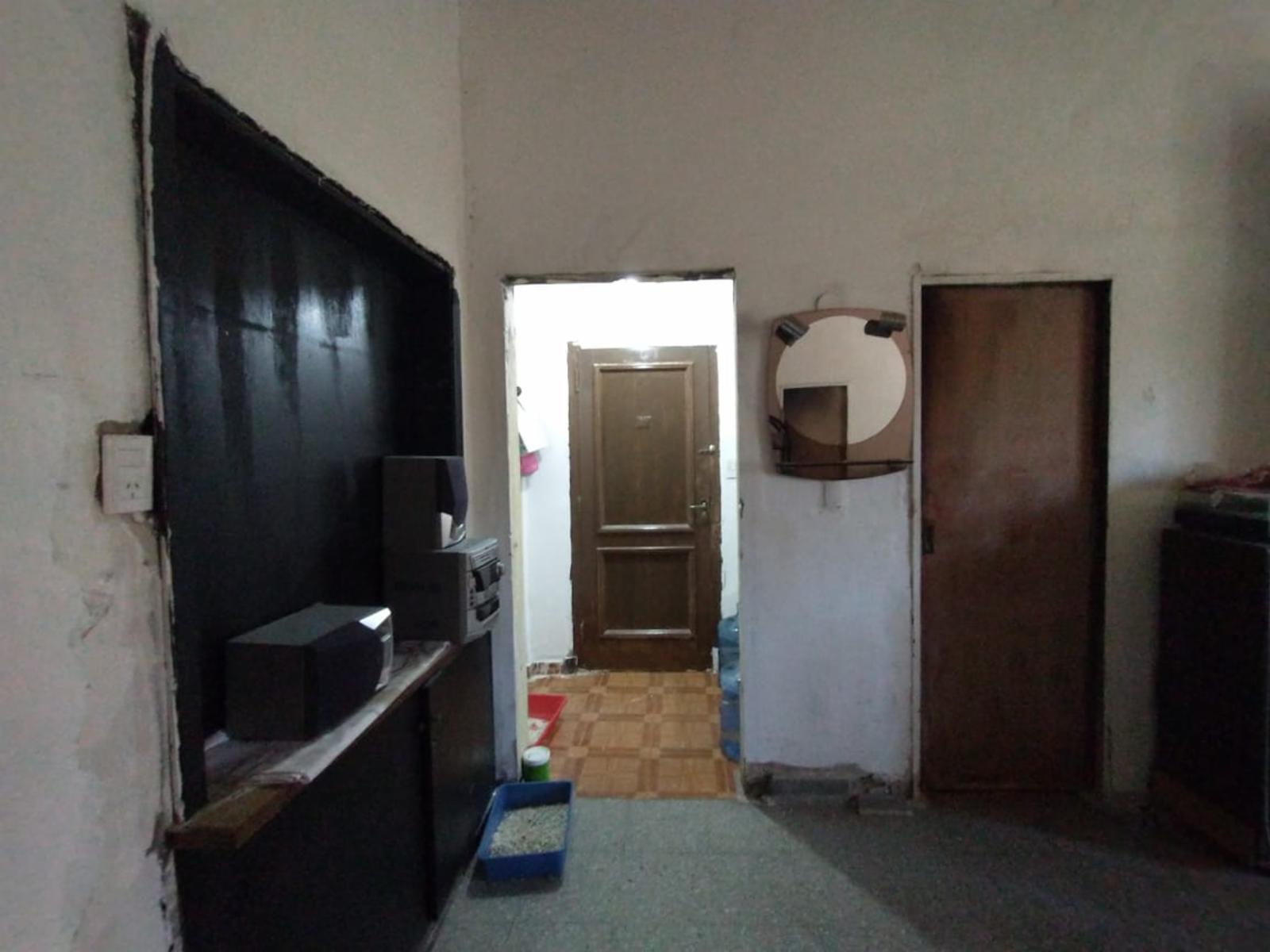 Amplio ph 3 amb a refaccionar en 1 piso + monomabiente con baño y cocina en planta alta, excelente zona y ubicación en Villa Ballester — foto 6