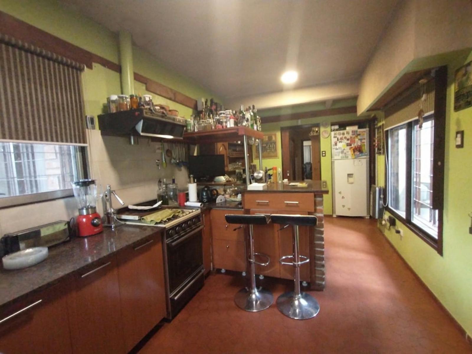 Casa 3 amb mas premoldeada al fondo 3 amb en un lote propio de 10 x 50 a mts de avenida marquez y ruta 8 — foto 10