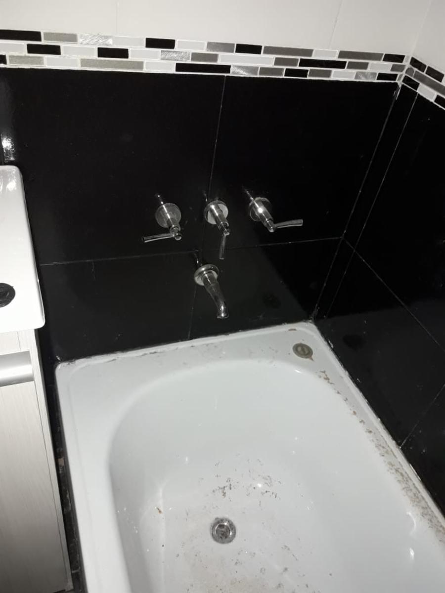 Departamento 2 ambientes en 2 piso con amplio balcón en buena zona residencial — foto 2