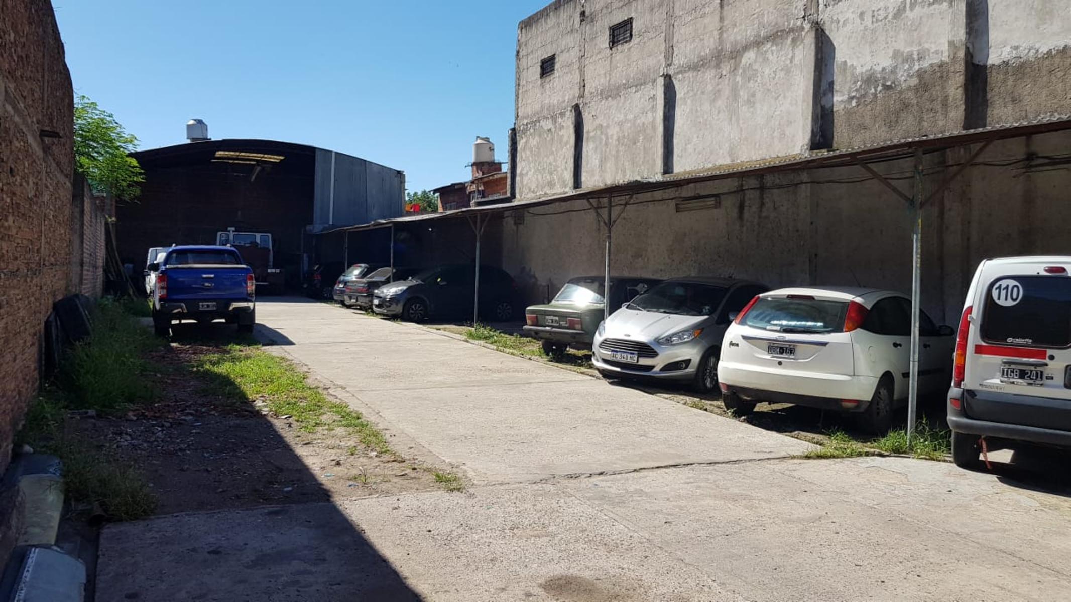 EXCELENTE GALPÓN de 11 x 43 CON ESTACIONAMIENTO, EN LA ZONA INDUSTRIAL DE JOSE LEON SUAREZ PRÓXIMO A ACCESO AU. CAMINO DEL BUEN AYRE — foto 4