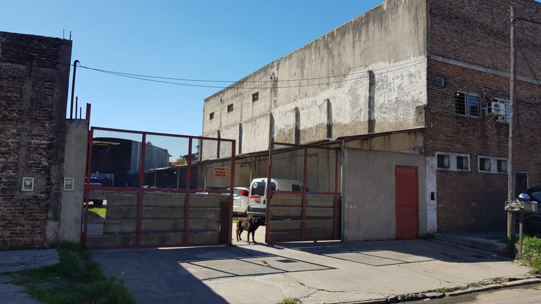 EXCELENTE GALPÓN de 11 x 43 CON ESTACIONAMIENTO, EN LA ZONA INDUSTRIAL DE JOSE LEON SUAREZ PRÓXIMO A ACCESO AU. CAMINO DEL BUEN AYRE — foto 6