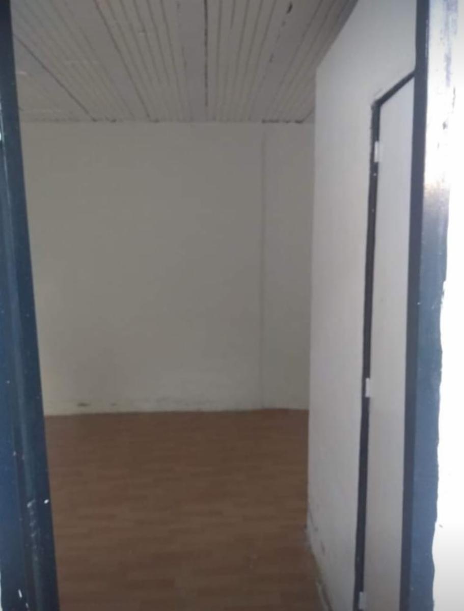 DEPARTAMENTOS PARA RENTA CON TERRENO PARA SEGUIR CONSTRUYENDO. — foto 8