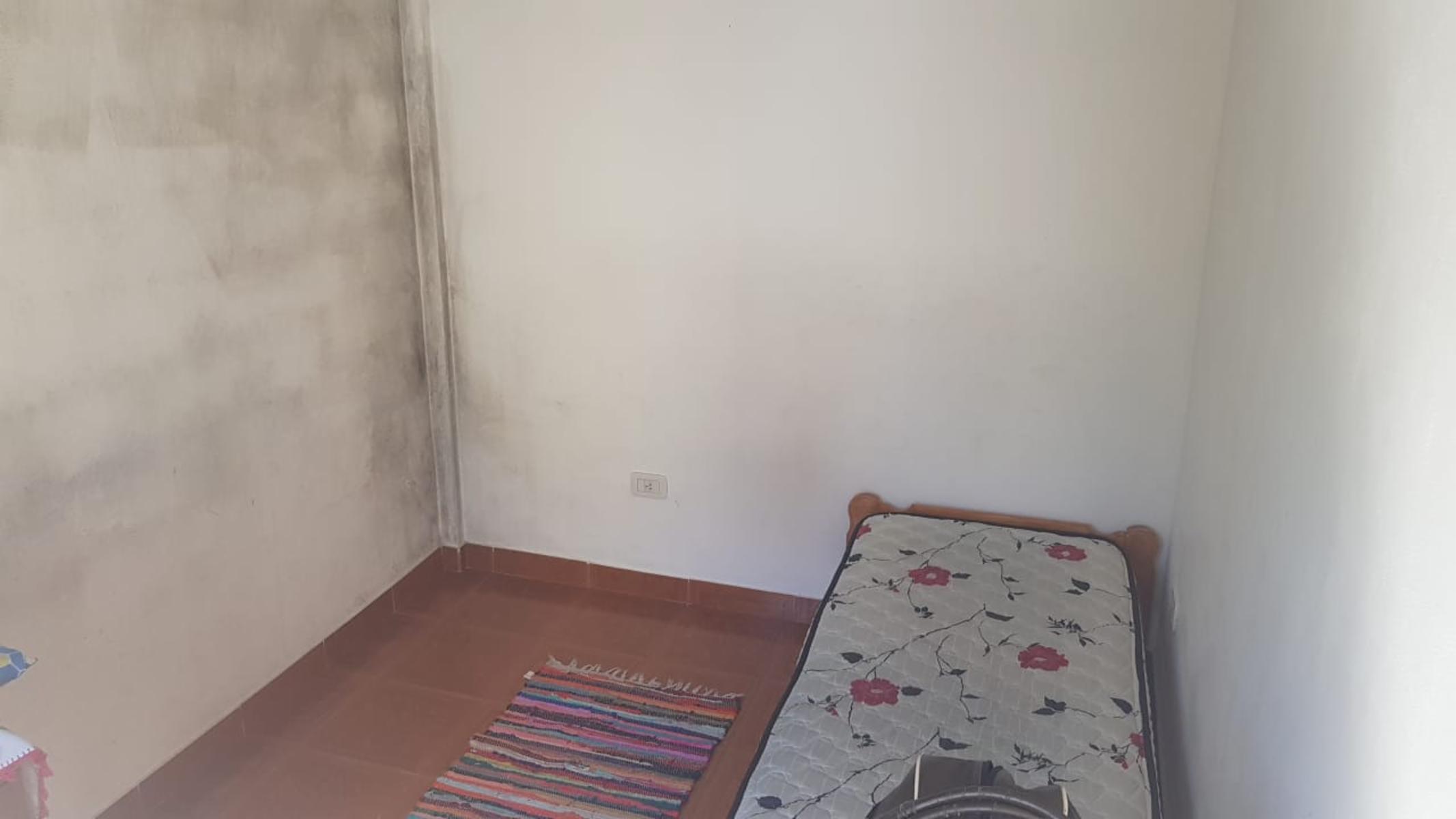 PROPIEDAD EN LOTE PROPIO CON LOCAL COMERCIAL, 6 DEPARTAMENTOS DE 2 AMBIENTES Y ENTRADA PARA AUTOS. — foto 5