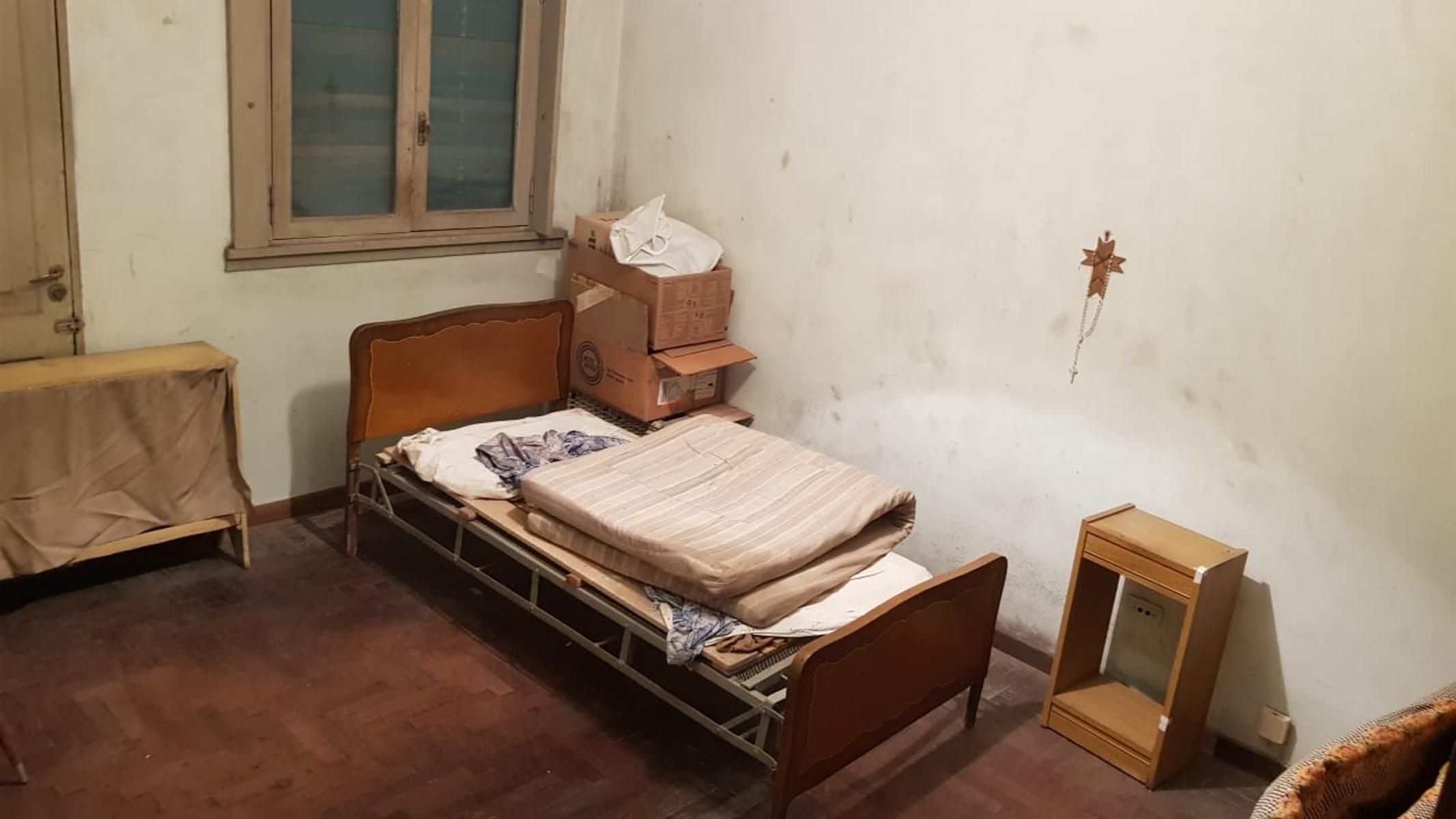 CASA EN LOTE PROPIO DE 10X34 mts, 3 AMBIENTES + CONSTRUCCIÓN AL FONDO PARA REFACCIONAR O RECICLAR — foto 14