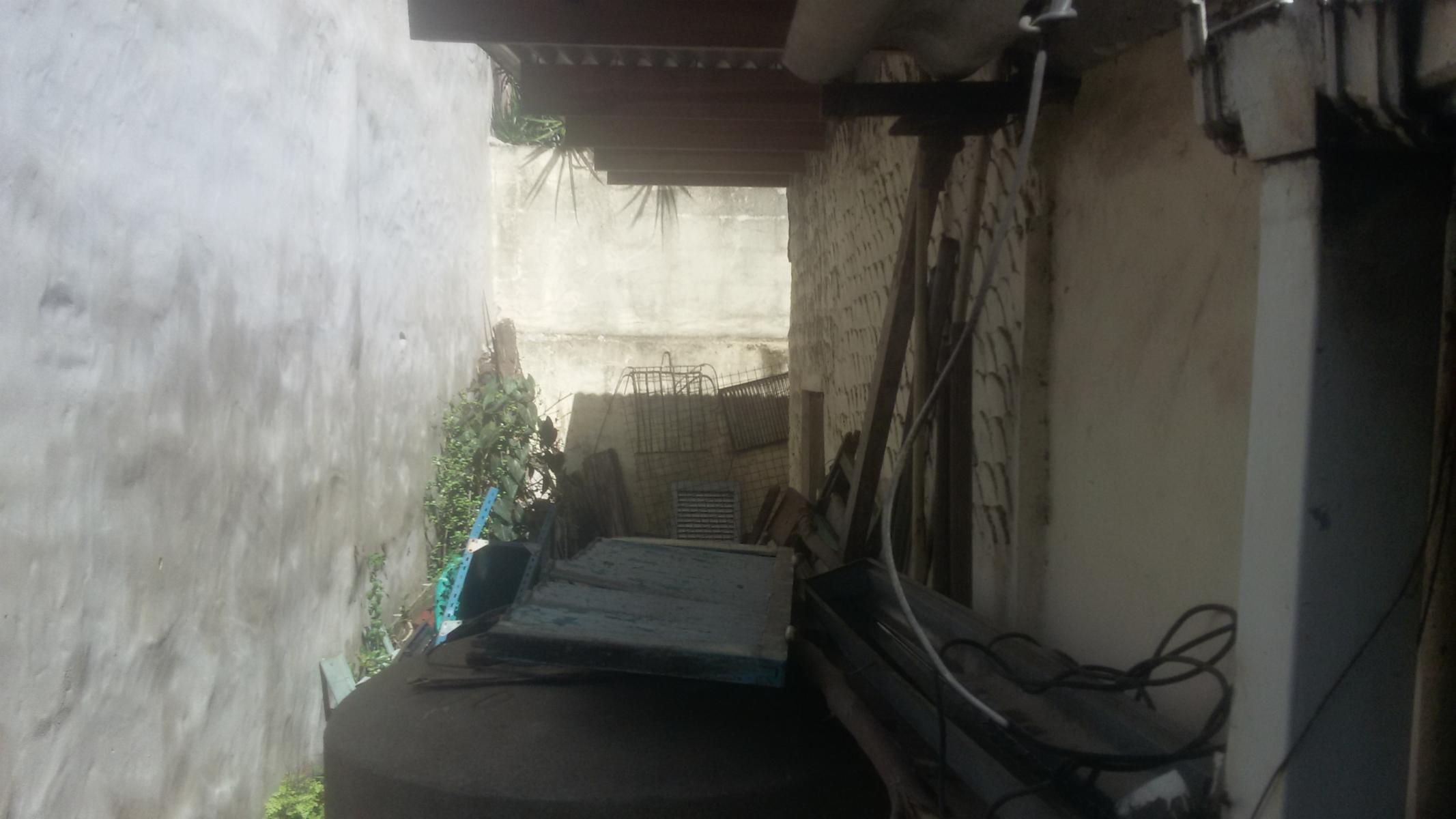 Casa en lote propio 3 amb amplios al frente mas departamento 2 amb al fondo - 13