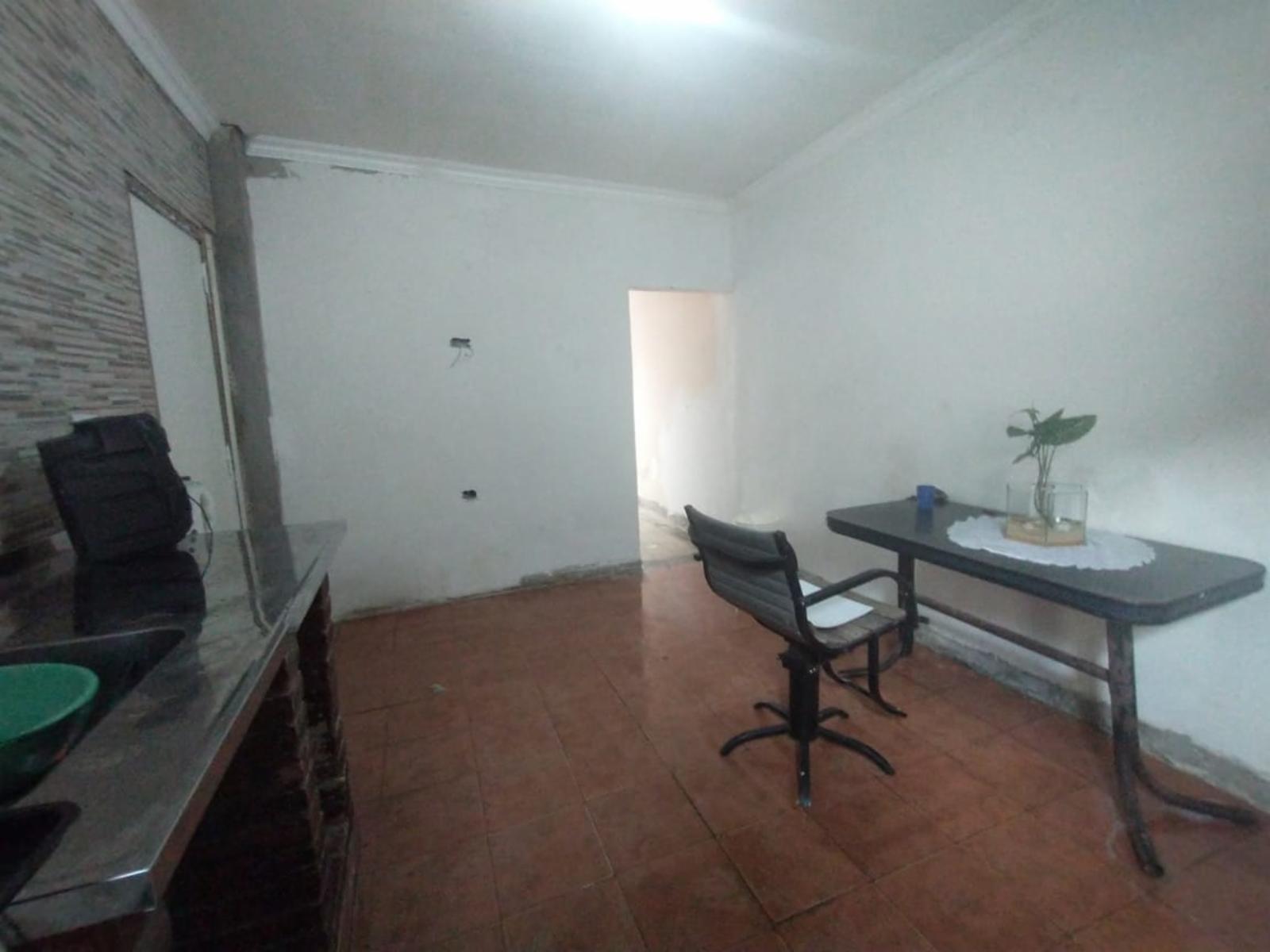 PH INTERNO CON 3 HABITACIONES, COCINA COMEDOR, LAVADERO CUBIERTO Y PATIO. — foto 12