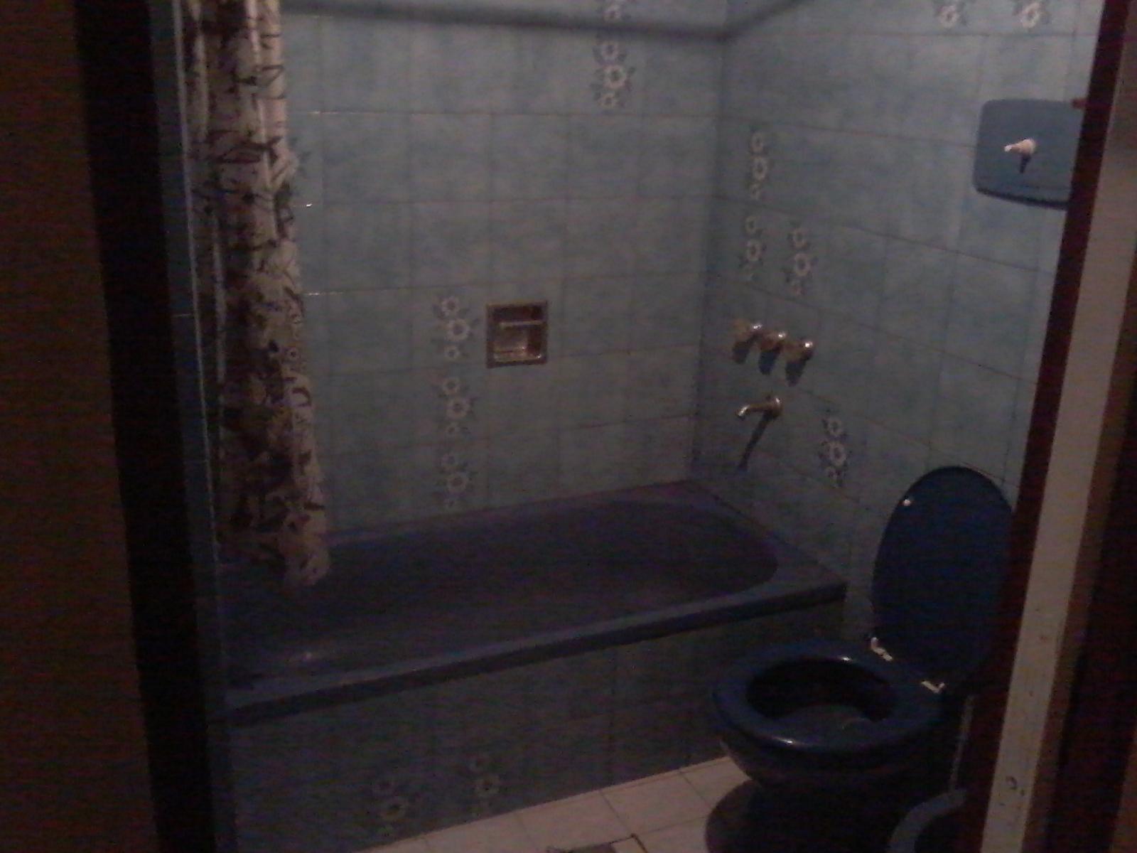 VILLA BALLESTER. PH FRENTE 3 AMBIENTES, 2 DORMITORIOS, COCINA-COMEDOR, BAÑO, PATIO INTERNO CON LAVADERO. TERRAZA CON QUINCHO UBICADO EN MITRE Y CUBA PROXIMO A ESTACION, COLEGIOS Y COMERCIOS. — foto 8