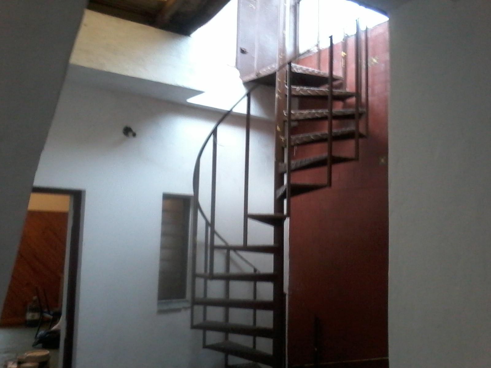 VILLA BALLESTER. PH FRENTE 3 AMBIENTES, 2 DORMITORIOS, COCINA-COMEDOR, BAÑO, PATIO INTERNO CON LAVADERO. TERRAZA CON QUINCHO UBICADO EN MITRE Y CUBA PROXIMO A ESTACION, COLEGIOS Y COMERCIOS. — foto 15