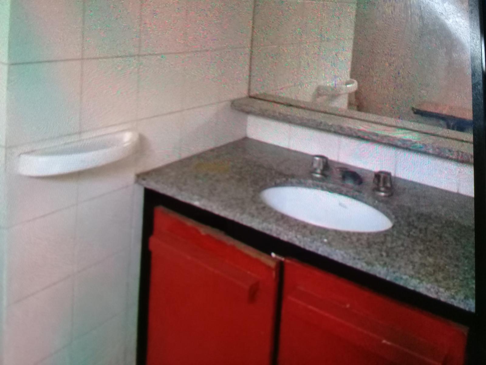 EXCELENTE PROPIEDAD CON GARAGE,PARQUE Y PISCINA. - 13