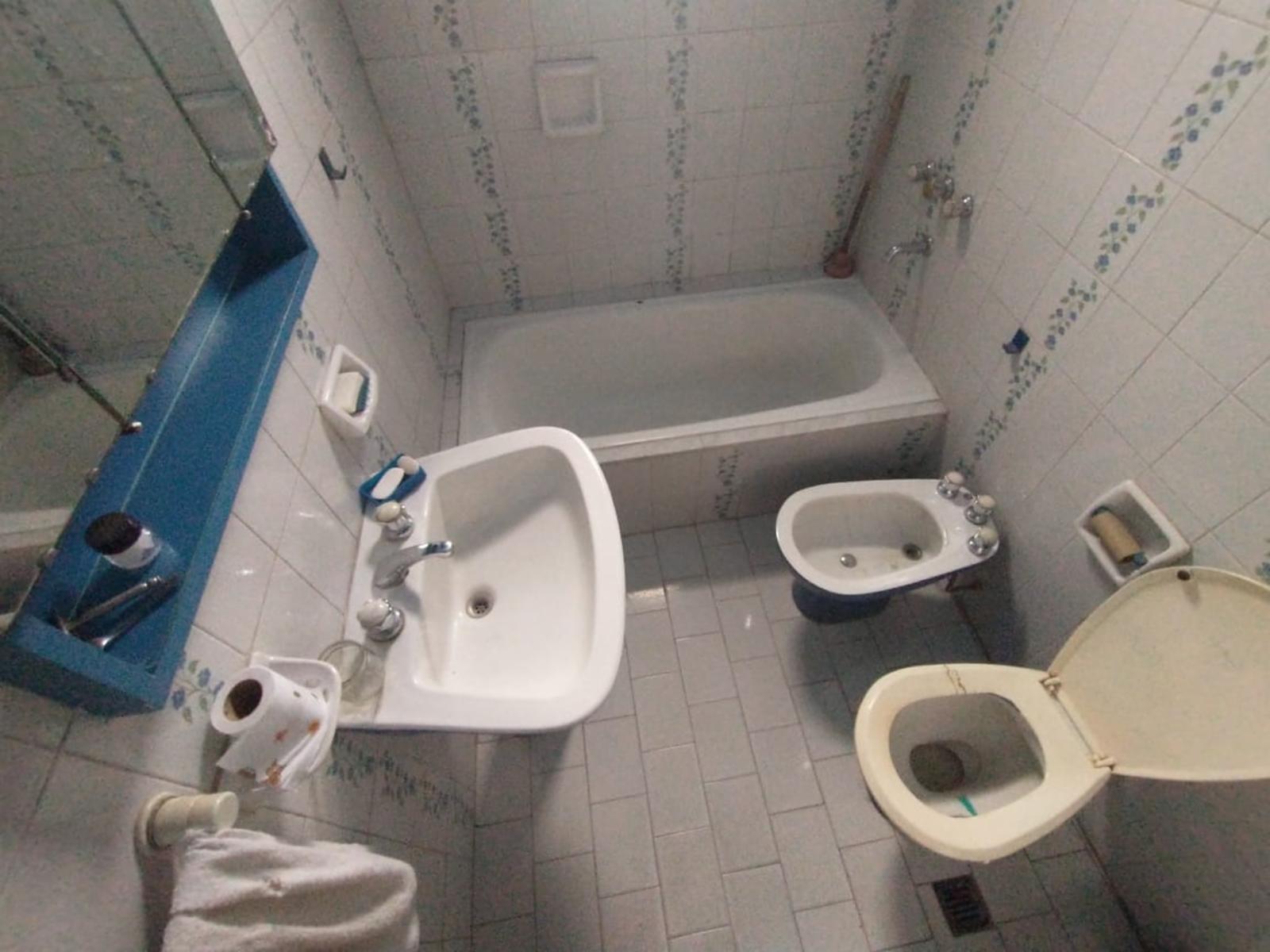 EXCELENTE CASA EN LOTE PROPIO CON 2 HABITACIONES, UN ESCRITORIO, 2 BAÑOS — foto 15