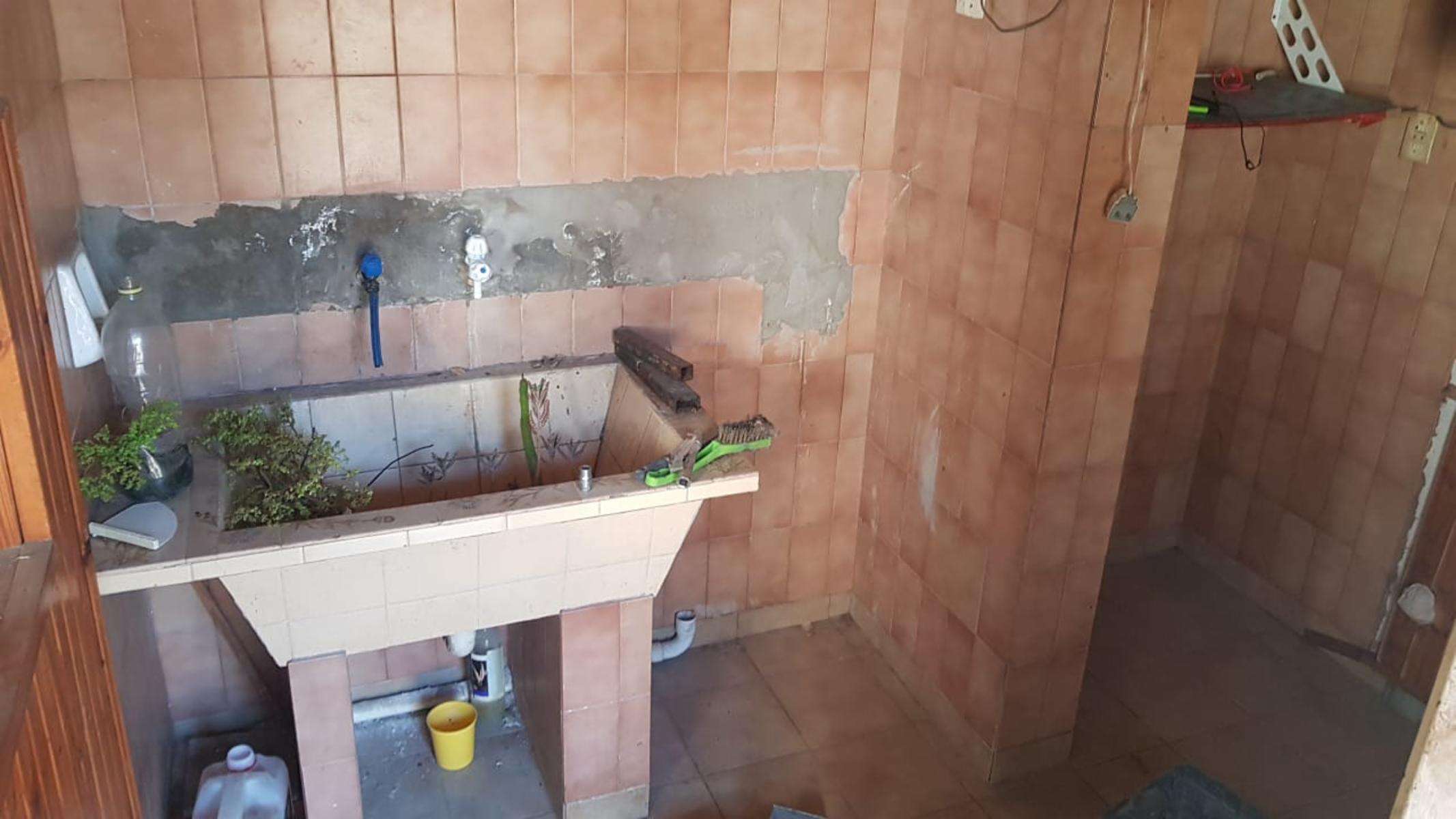 PROPIEDAD MULTIFAMILIAR, CASA 3 AMB + DEPARTAMENTO 2 AMB + DE MONOAMBIENTE — foto 5