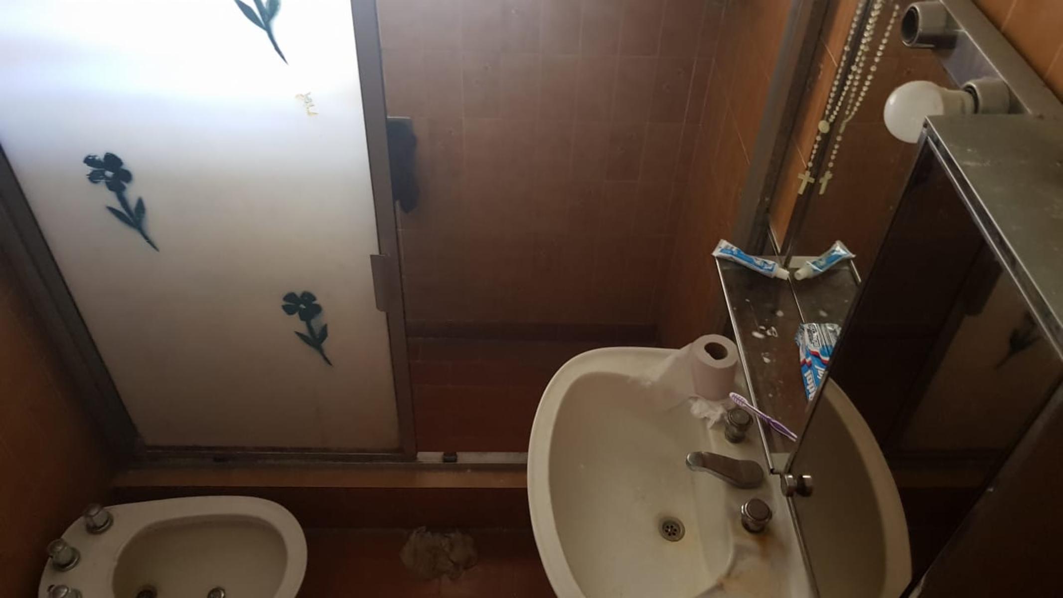 PROPIEDAD MULTIFAMILIAR, CASA 3 AMB + DEPARTAMENTO 2 AMB + DE MONOAMBIENTE — foto 7