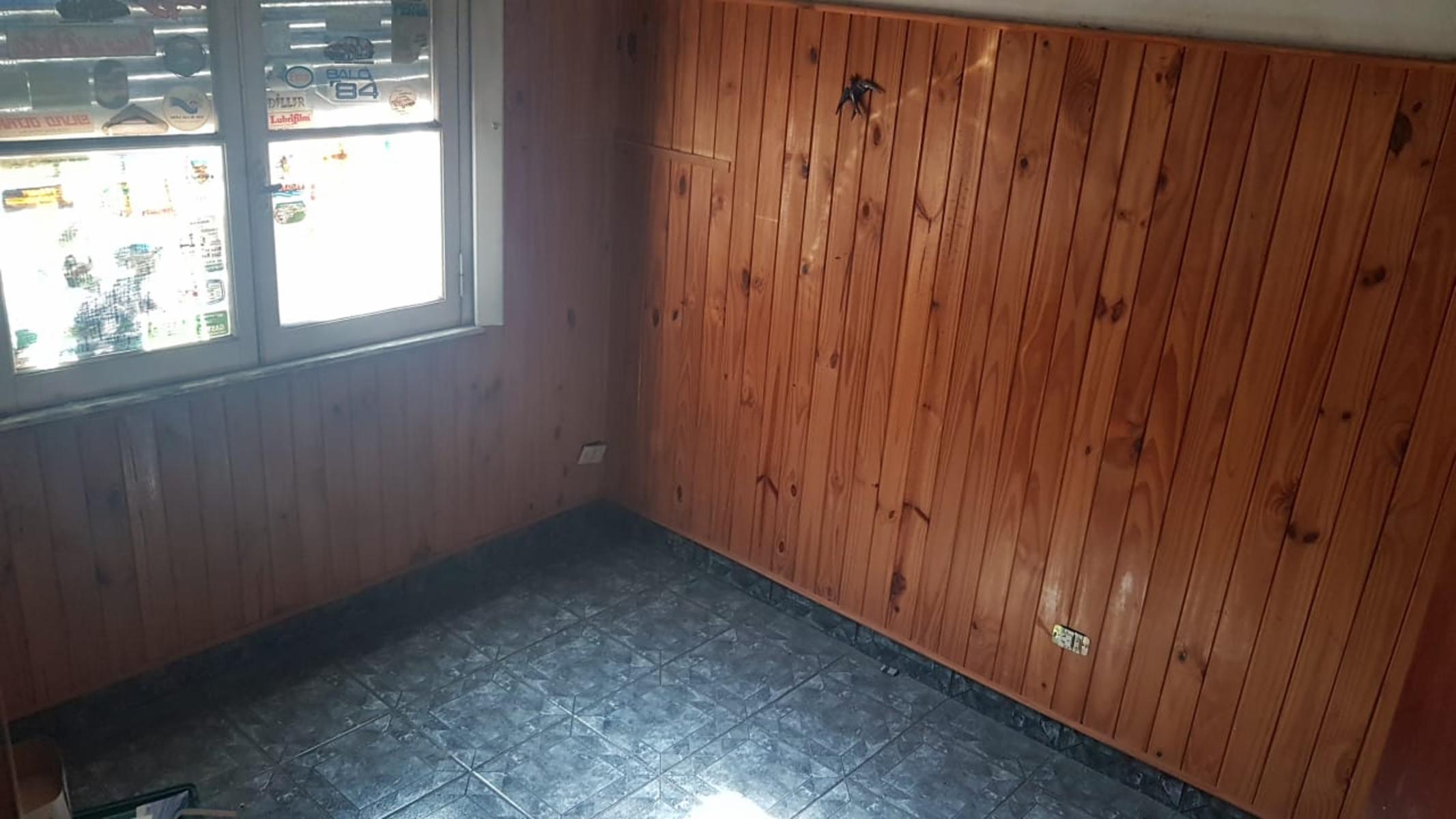 PROPIEDAD MULTIFAMILIAR, CASA 3 AMB + DEPARTAMENTO 2 AMB + DE MONOAMBIENTE — foto 8