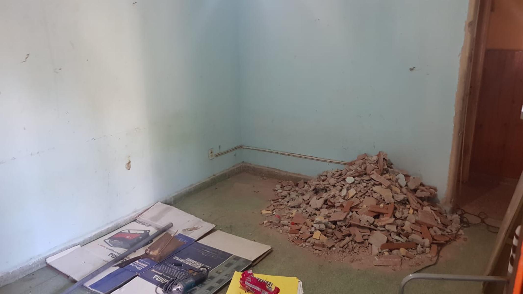 PROPIEDAD MULTIFAMILIAR, CASA 3 AMB + DEPARTAMENTO 2 AMB + DE MONOAMBIENTE — foto 9