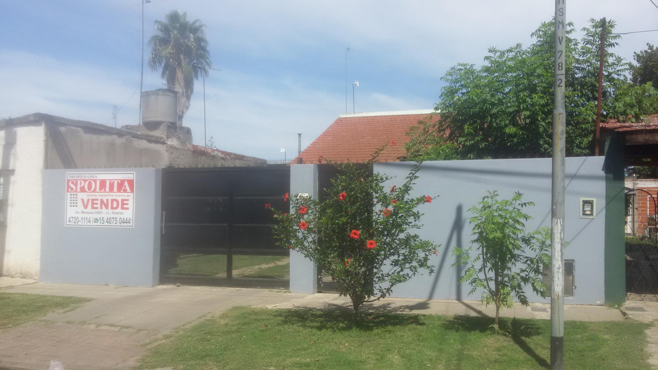 AMPLIA CASA 3 AMB + DEPTO FONDO 2 AMB EN LOTE PROPIO PRÓXIMO A AV. MARQUEZ — foto 2