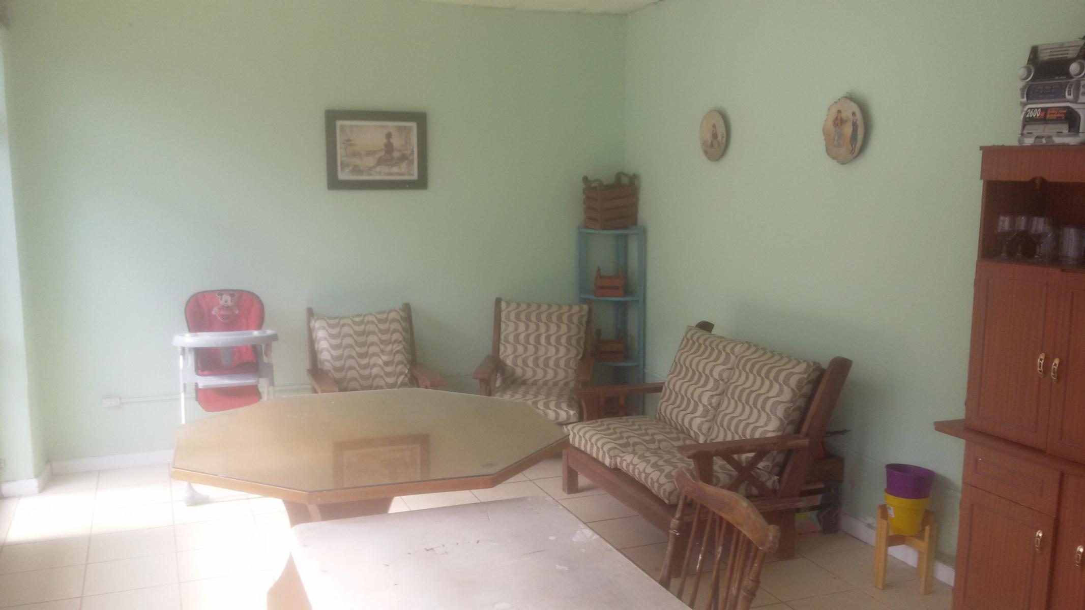AMPLIA CASA 3 AMB + DEPTO FONDO 2 AMB EN LOTE PROPIO PRÓXIMO A AV. MARQUEZ — foto 8