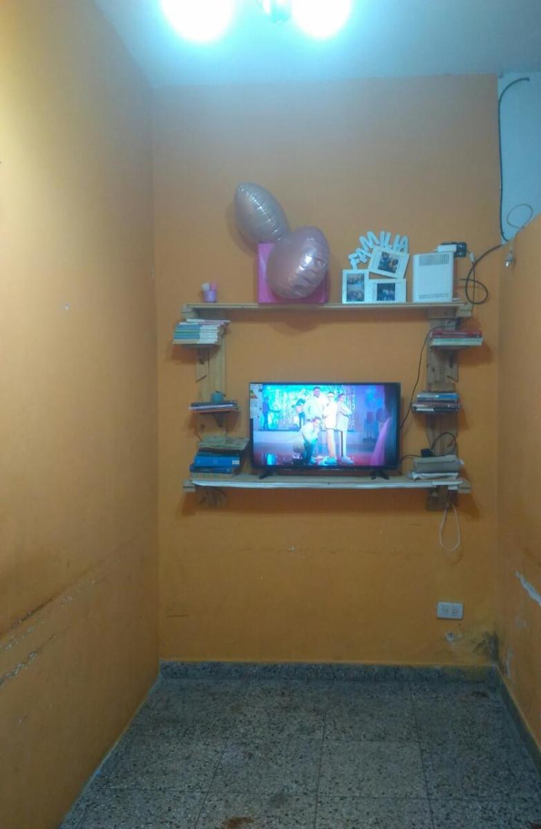 LOTE DE 8.66 X 17, FRENTE 2 LOCALES, 1 ADAPTADO PARA VIVIENDA CON PATIO Y ESPACIO AEREO PARA CONSTRUIR — foto 5