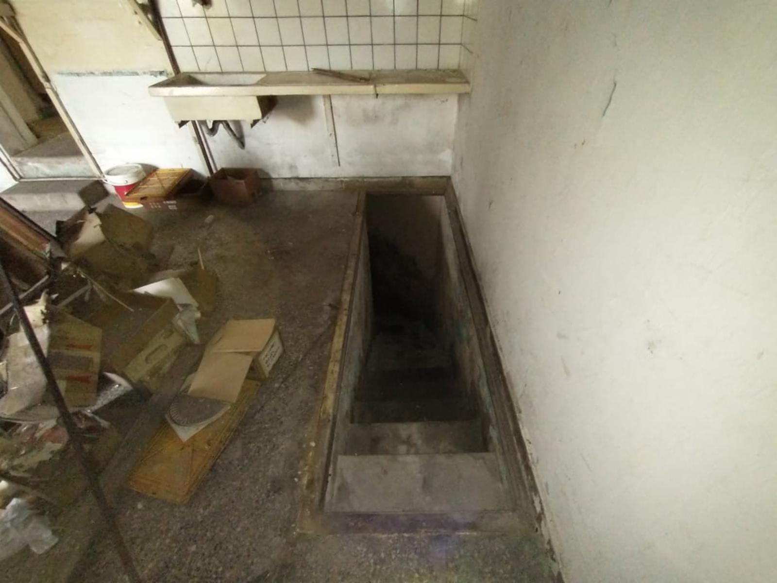 LOCAL DE 65 M2 EN ESQUINA, COCINA, BAÑO, DEPÓSITO Y SÓTANO - 8