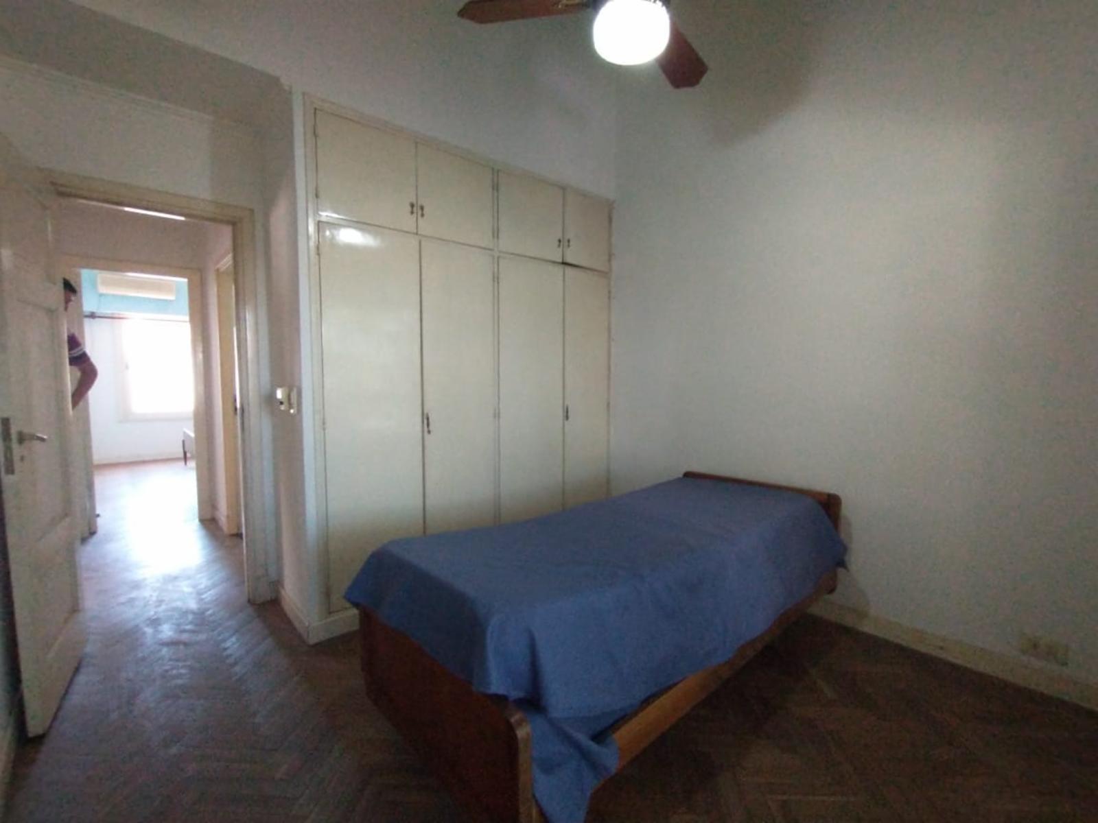 AMPLIO DEPARTAMENTO DE 3 AMBIENTES CON LIVING Y ENTREPISO, COCINA CON LAVADERO INTEGRADO, BALCÓN AL FRENTE Y PATIO BALCÓN EN CONTRAFRENTE. - 27
