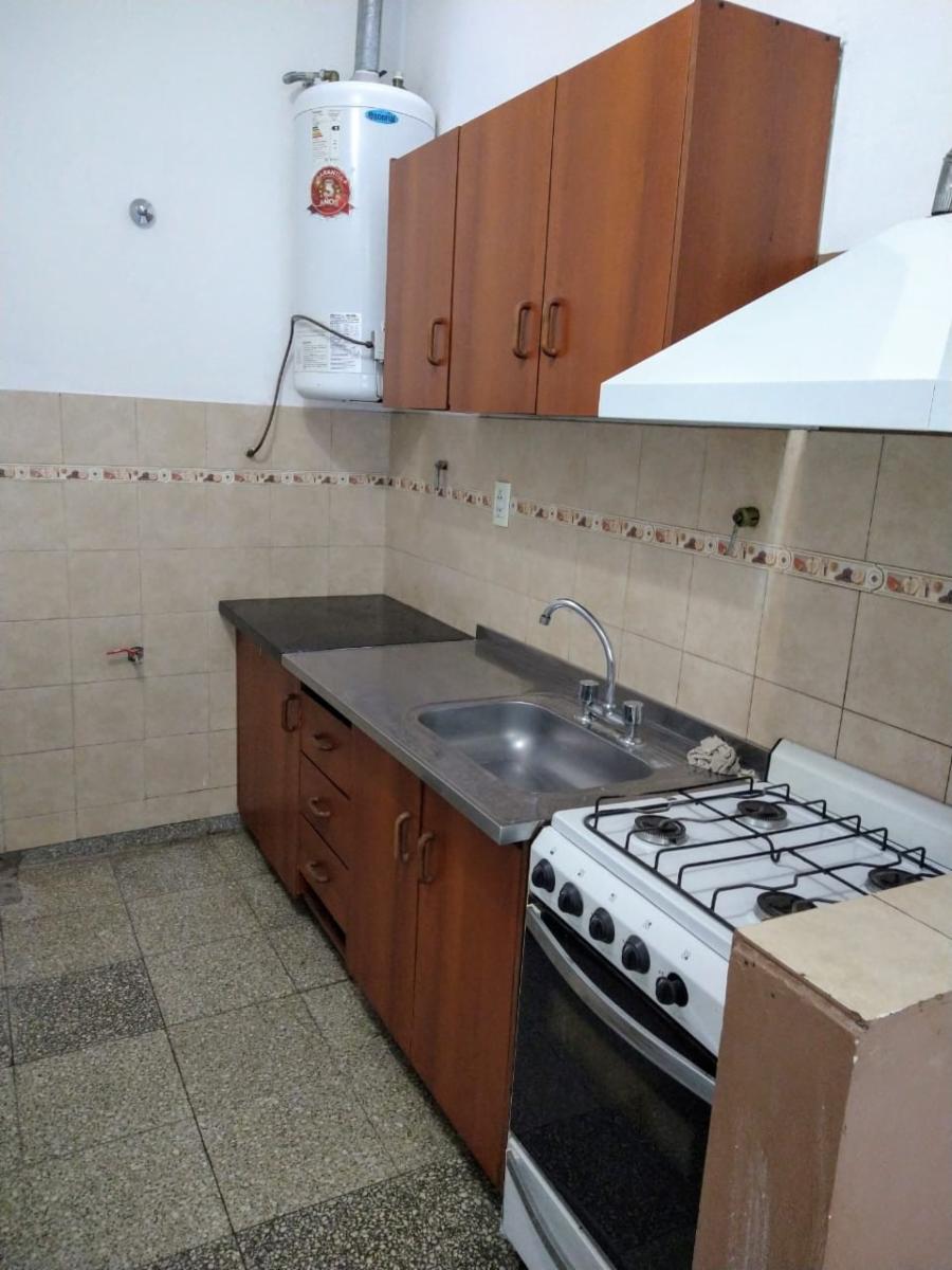 Excelente duplex 2 amb con patio y parrilla - 4