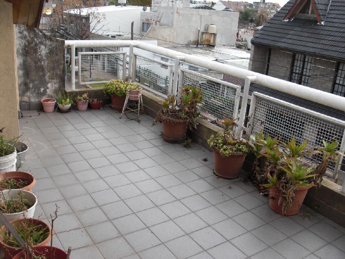 Casa 4 amb de categeoria + depto 2 amb garage, en muy buenas condiciones y tiene una renta actual de $ 11.000. — foto 10