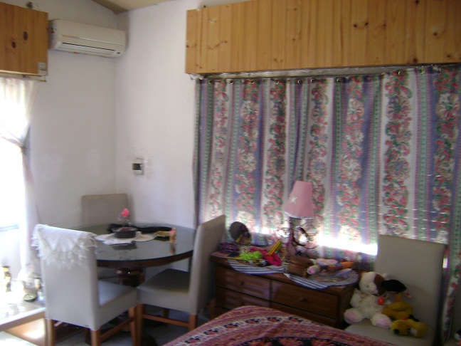 P. alta 3 ambientes, 2 dormitorios, cocina-comedor, baño, p.baja:,dpto 2 ambientes, con patio casa 2 ambientes, galpon 70m2 — foto 3