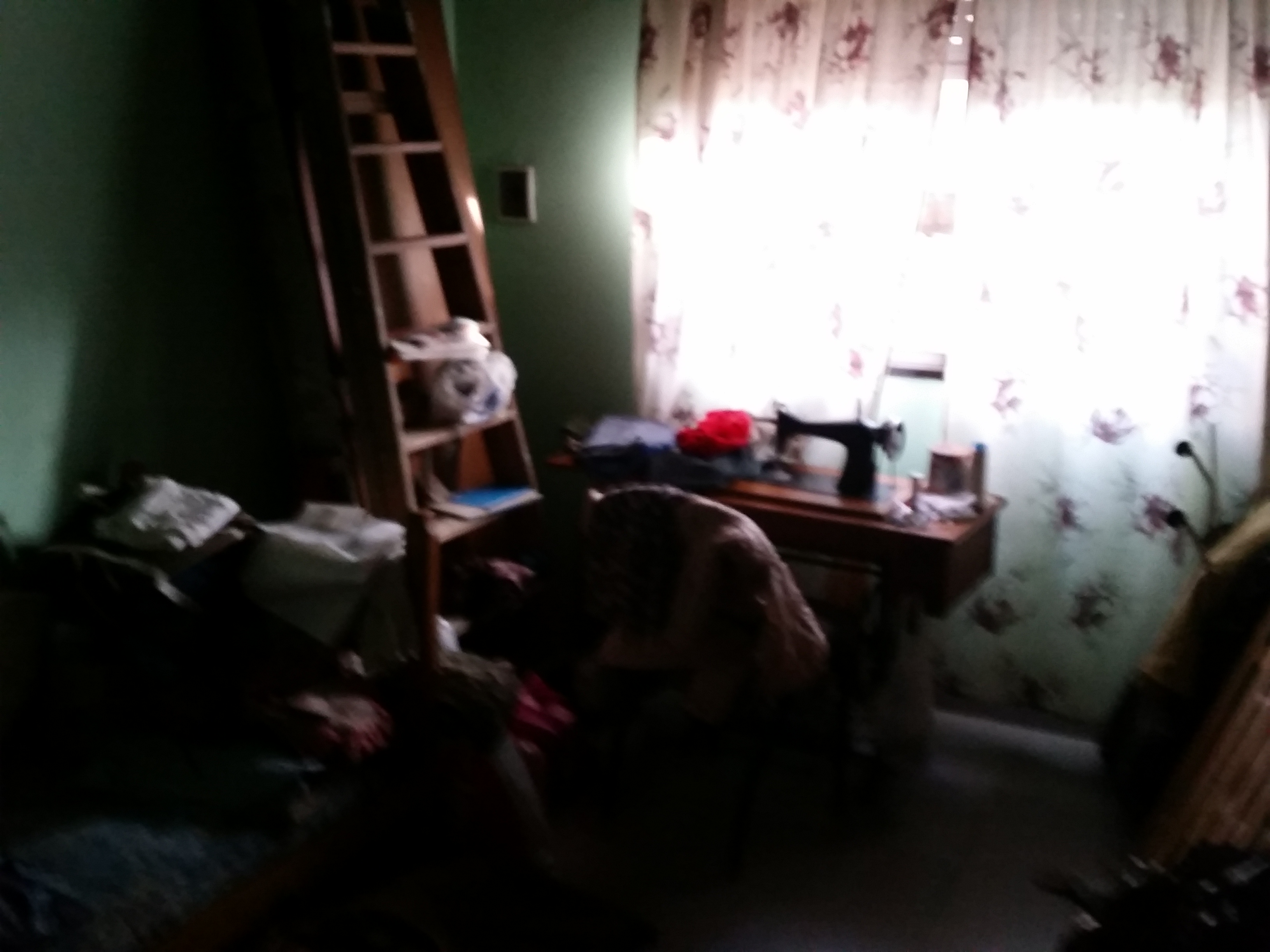 CASA DE 3 AMBIENTES AL FRENTE Y DEPTO DE 2 AMBIENTES AL FONDO — foto 2