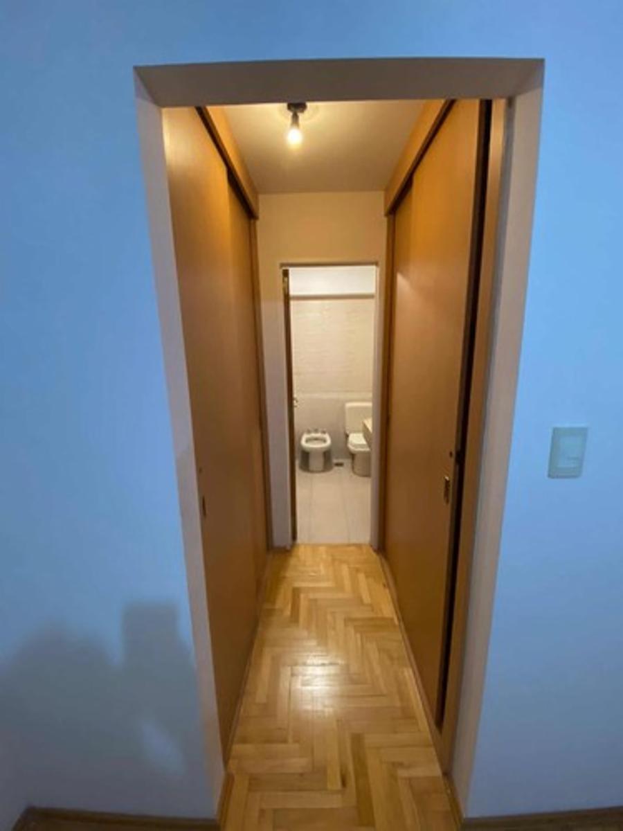 DEPARTAMENTO PISO EN CABALLITO CON TERRAZA PARRILLA y COCHERA — foto 4