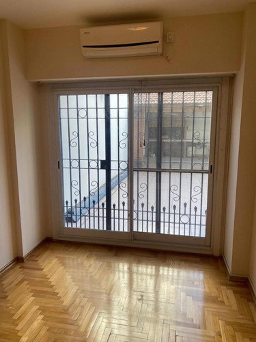DEPARTAMENTO PISO EN CABALLITO CON TERRAZA PARRILLA y COCHERA — foto 12