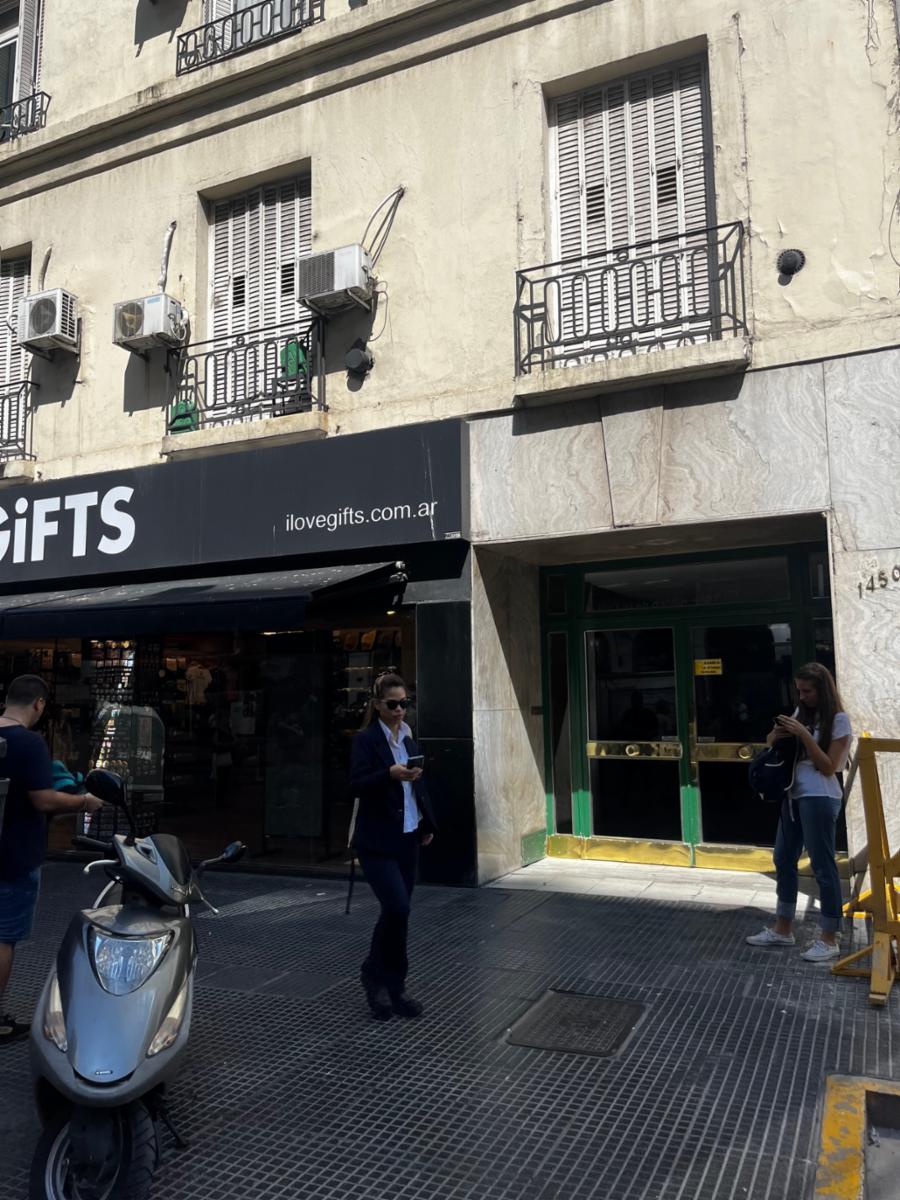 VENTA EXCELENTE OFICINA EN TRIBUNALES APTO VIVIENDA — foto 3
