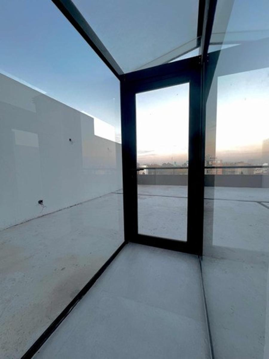 DUPLEX 4 AMB C COCHERA Y TERRAZA — foto 4