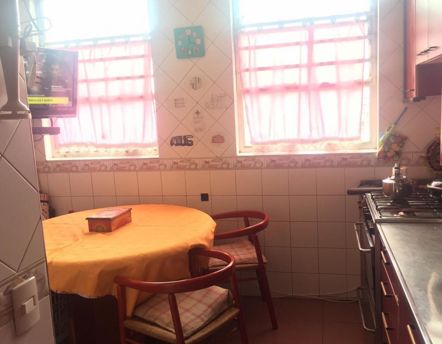 Excelente departamento de 3 ambientes en Montserrat — foto 11