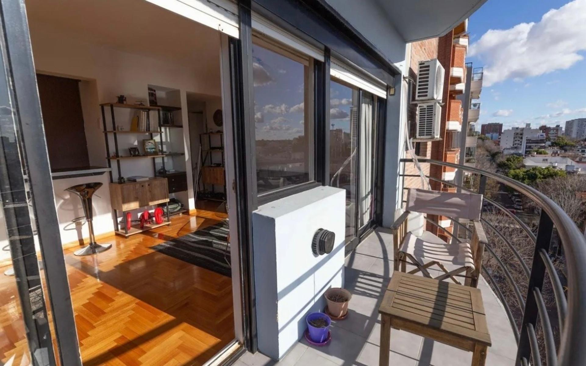 Departamento dos ambientes con cochera en Coghlan — foto 4