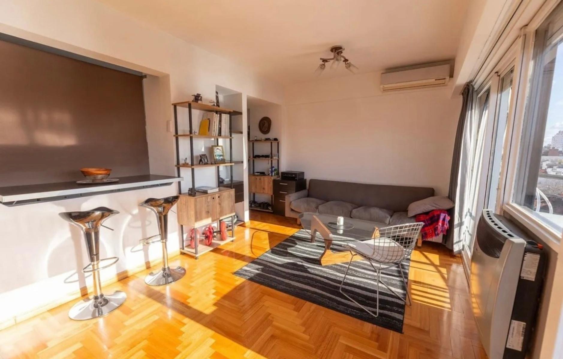 Departamento dos ambientes con cochera en Coghlan — foto 8
