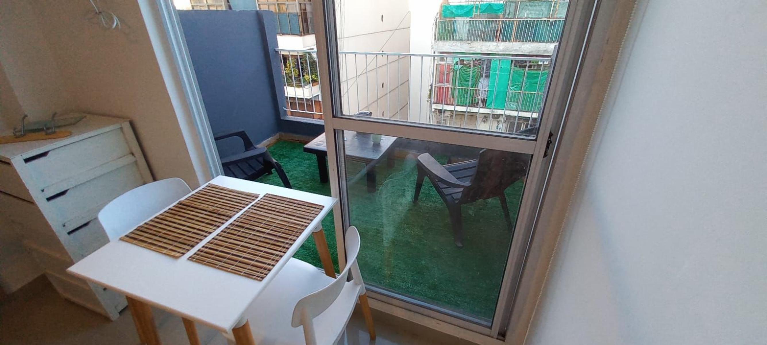 Monoambiente/ Estudio c/balcón terraza en Almagro. — foto 3