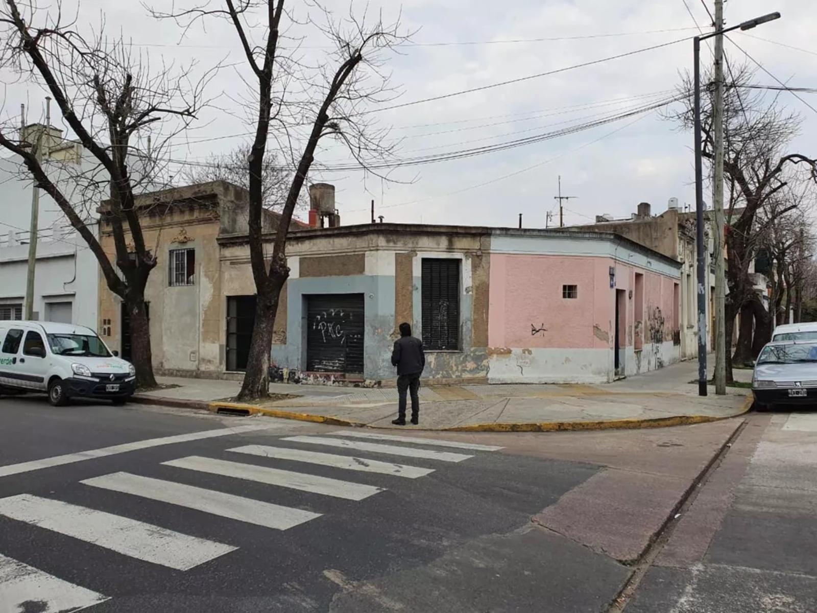 Venta PH Esquina en Barracas Mirave 2700