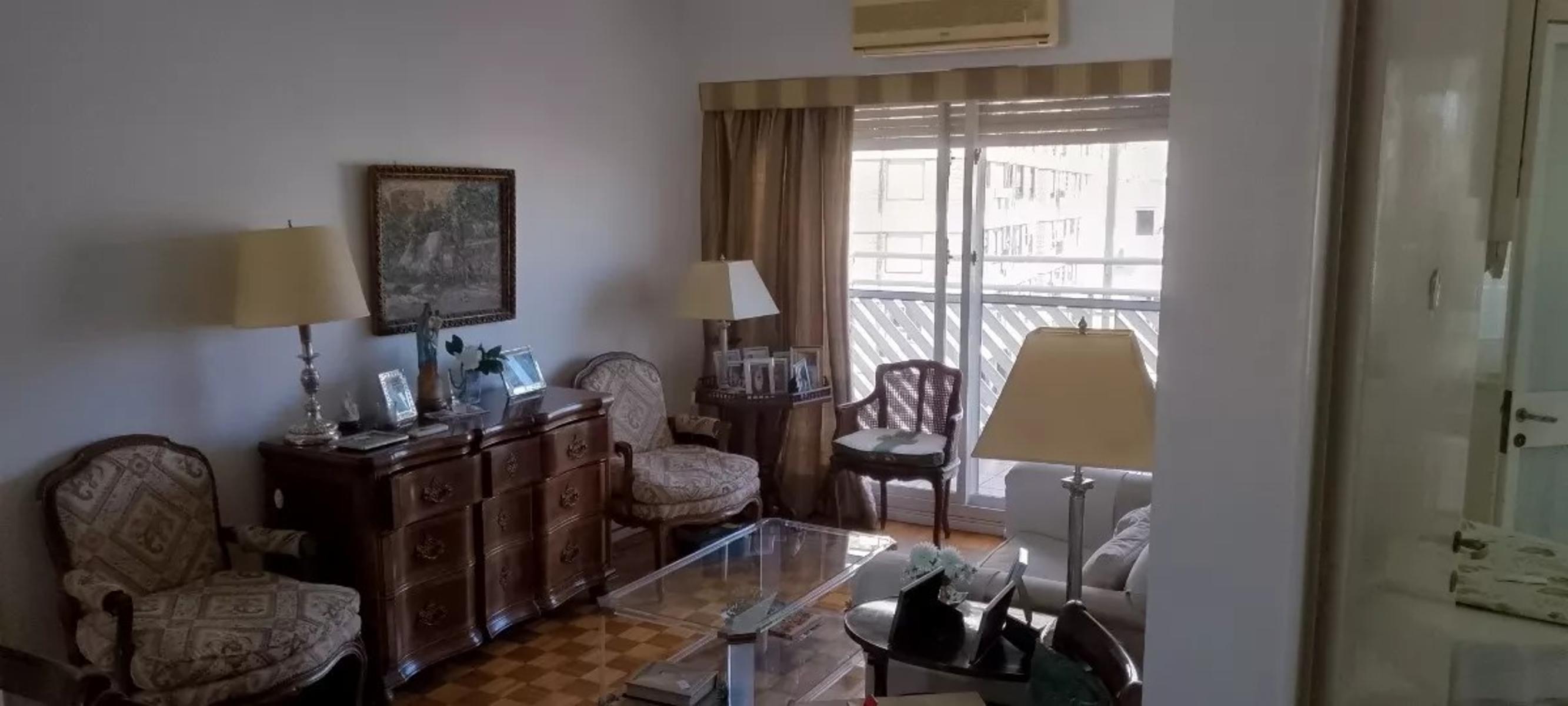 Venta Departamento 3 Ambientes en Recoleta 1200