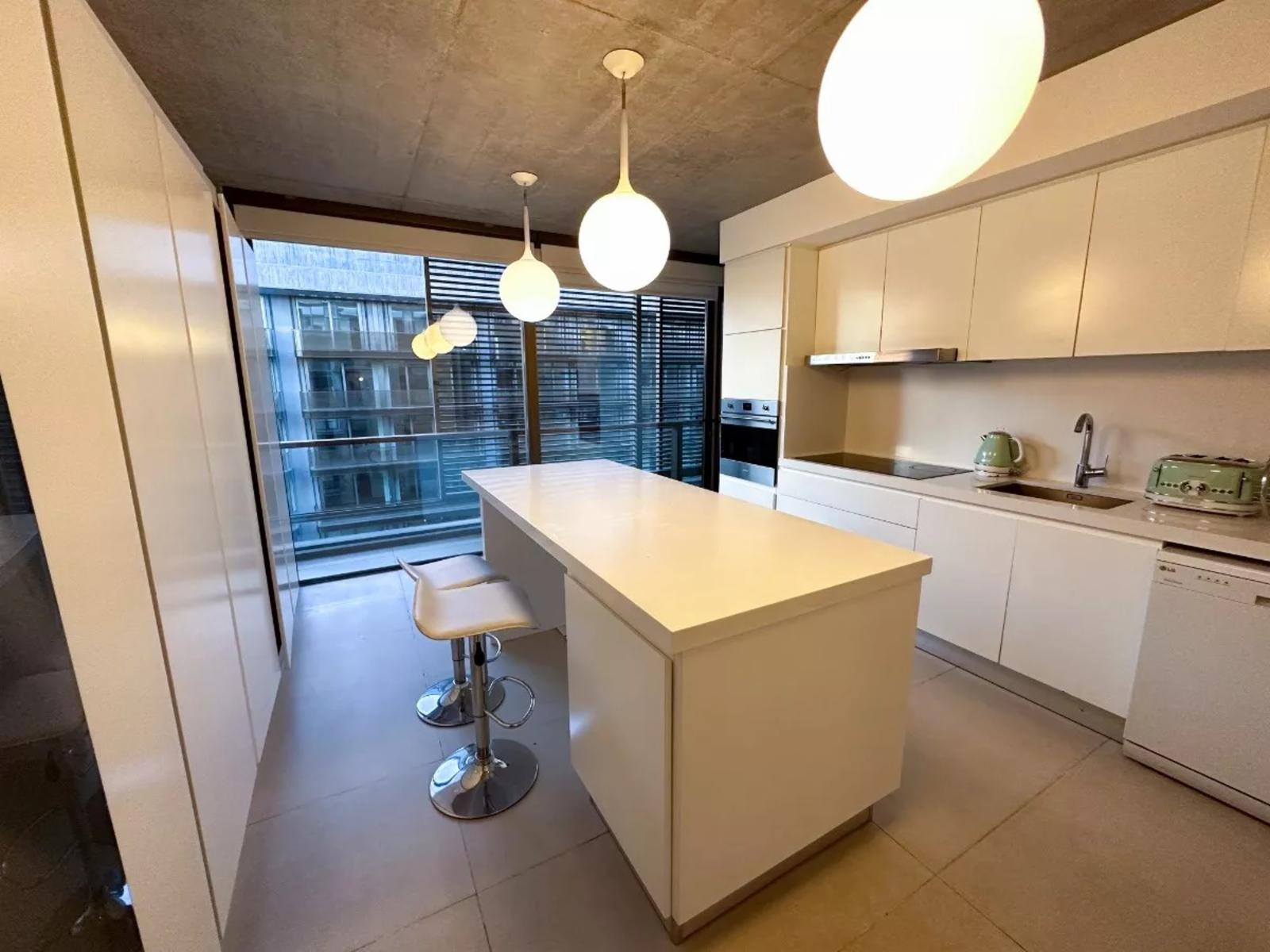 Alquiler Temporario Departamento 6 Ambientes en Puerto Madero Petrona Eyle 300 — foto 6