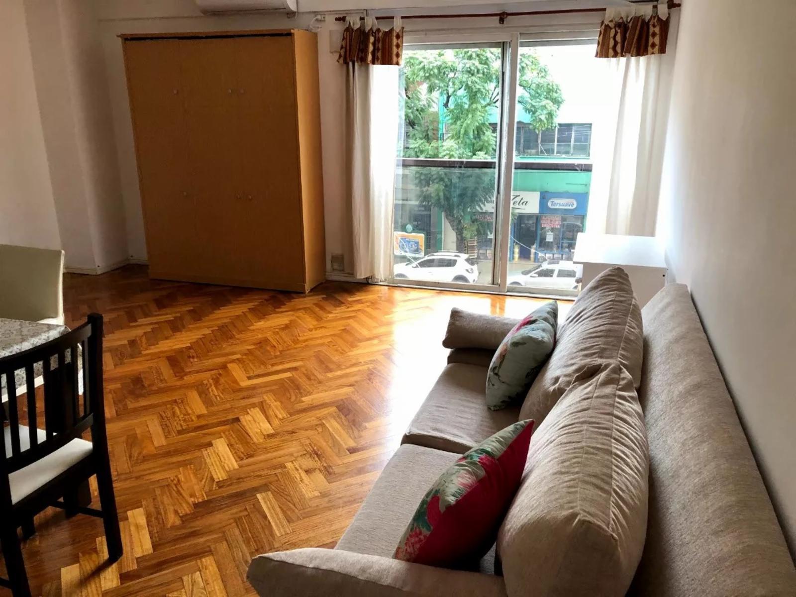 Alquiler Departamento Monoambiente en Monserrat Avenida Belgrano 1185 - 3